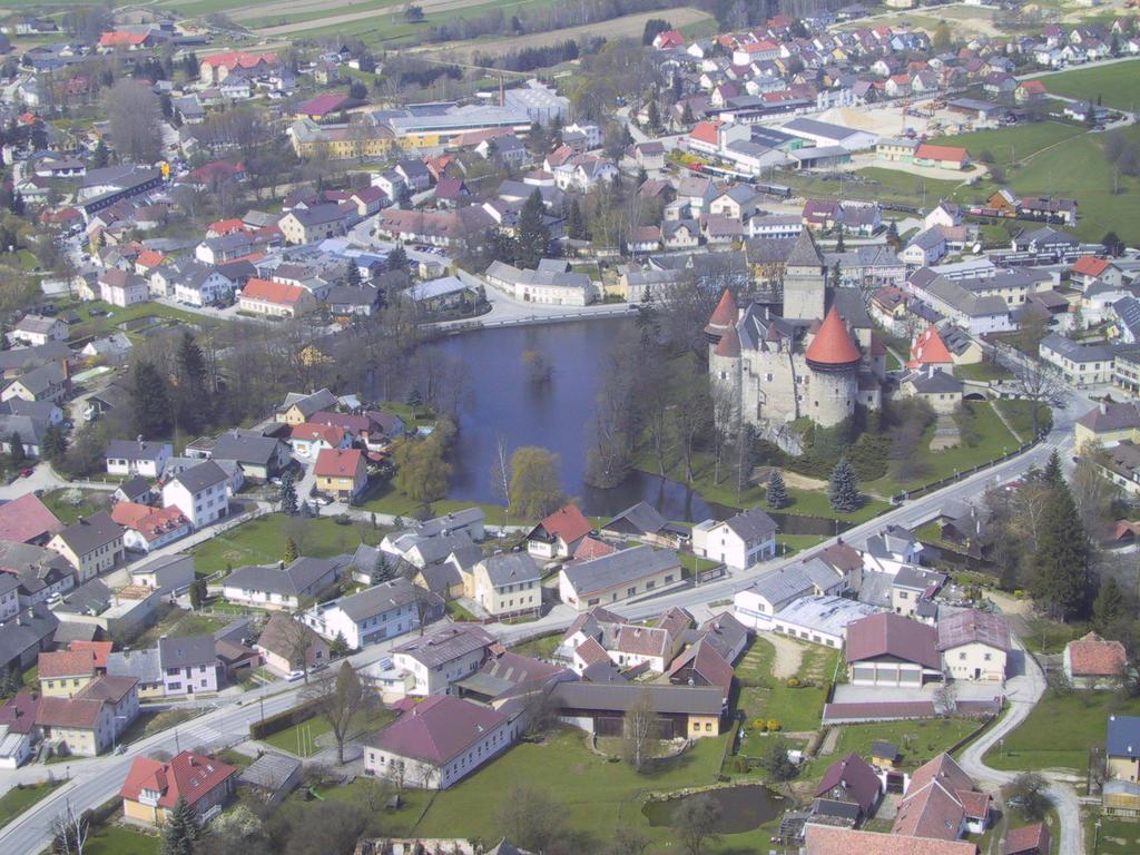 Pension & Reitstall Inghofer Heidenreichstein Exterior photo