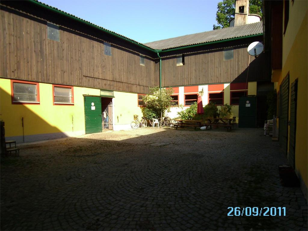 Pension & Reitstall Inghofer Heidenreichstein Exterior photo